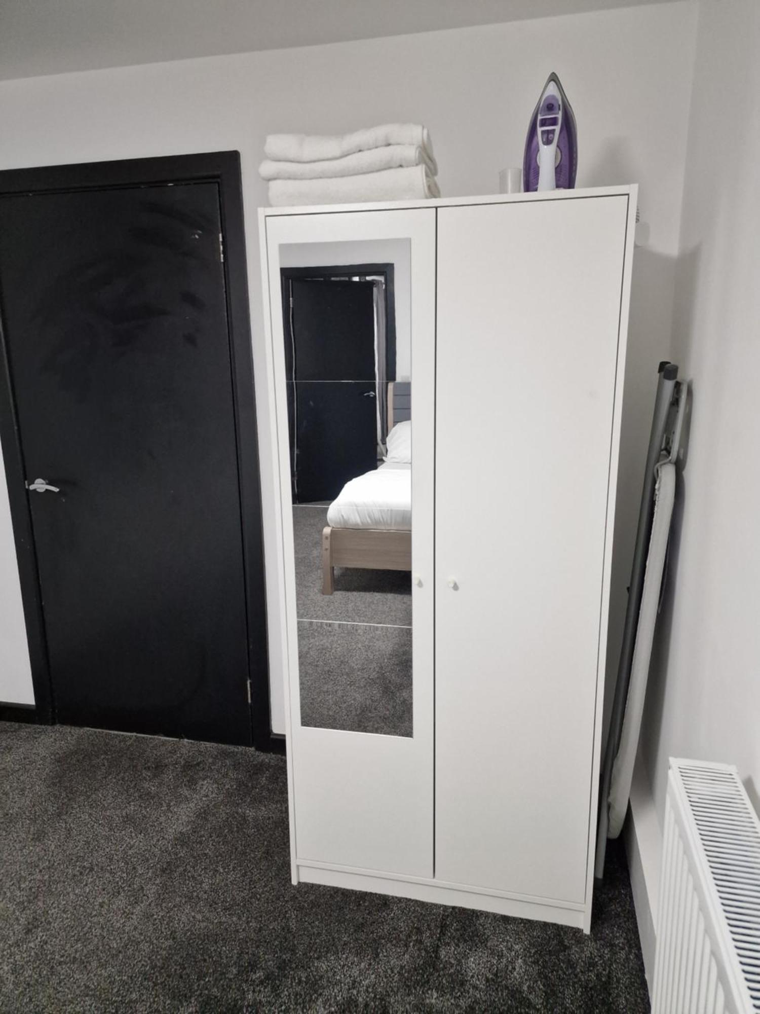 Ckb Flat- Comfort, Cosy, And Secure! Codsall Ngoại thất bức ảnh